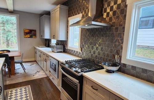 East Side House | STUNNING 3 Bed + 3.5 Bath Home/Available for East Lake Golf Club PGA Tour ONLY