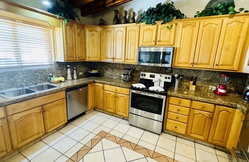Puerto Penasco Villa | Stunning 3 Bedroom Beach Villa on Sandy Beach at Las Palmas Beachfront ResortV18