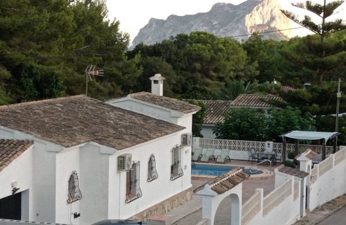Benissa Coast Villa | Stunning 3 bedroom private villa close to beaches between Moraira and Calpe