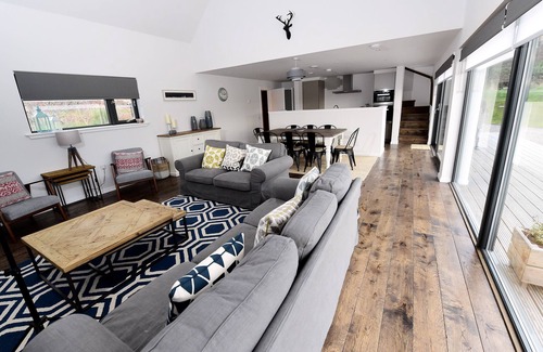 Aberlour House | Stunning 4 bedroom countryside retreat