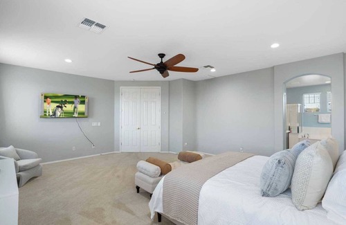 Anthem West House | Stunning 4 Bedroom w/Spacious Backyard/Pet Friendly #41697