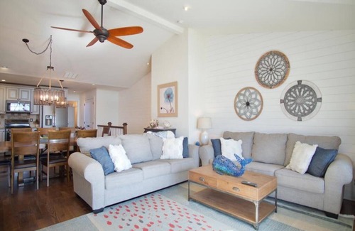 Townsend's Inlet House | Stunning 5 bedroom PLUS Bonus Room home in south end of Sea Isle City