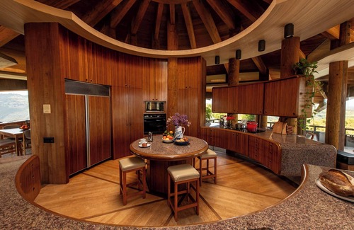 Valley Center House | Stunning 5 Bedroom Mid-Century Masterpiece located on Hilltop Retreat