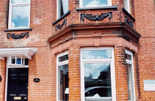 Gorleston-on-Sea House | Stunning 8-bed House With Sea & Beach Views