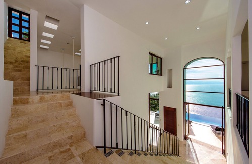 Conchas Chinas Villa | Stunning and elegant Villa with great panoramic views , full staff ,private pool