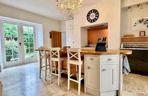 Holworth House | Stunning and luxurious Manor House holiday home