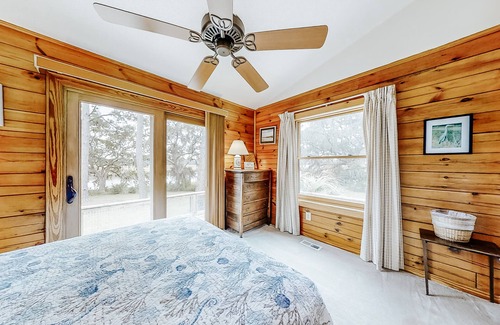 Ridgeland Cabin | Stunning and remote riverfront home with private dock & gas grill