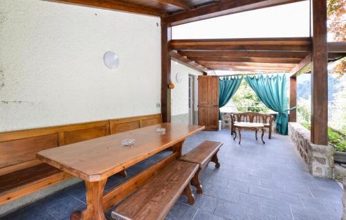 Bordogna Apartment | Stunning Apartment In Bordogna