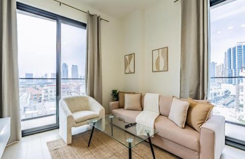 Jumeirah Village Circle Apartment | Stunning Apt with Artful Interior and Urban Views