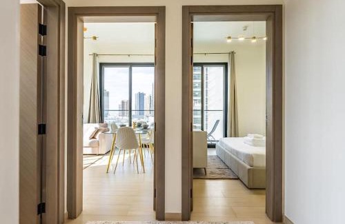 Jumeirah Village Circle Apartment | Stunning Apt with Artful Interior and Urban Views