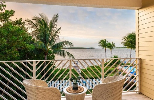 Islamorada Villa | Stunning Bay View Villa in Florida Keys | Beach Getaway w/Scenic Outdoor Pool