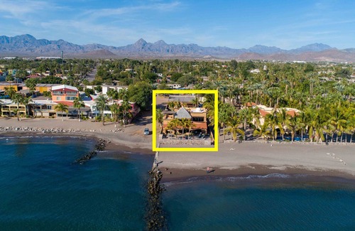 Zaragoza House | Stunning Beachfront Casa and Casita with a Heated Pool