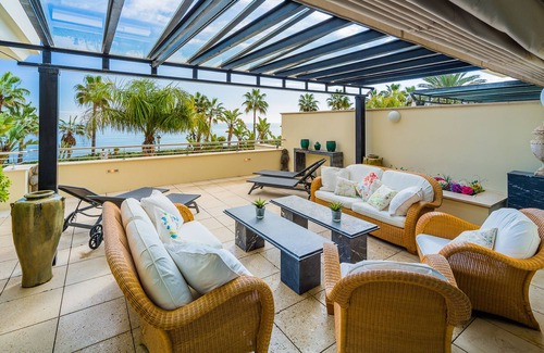 Golden Mile Apartment | Stunning beachfront duplex - Oasis de Banùs