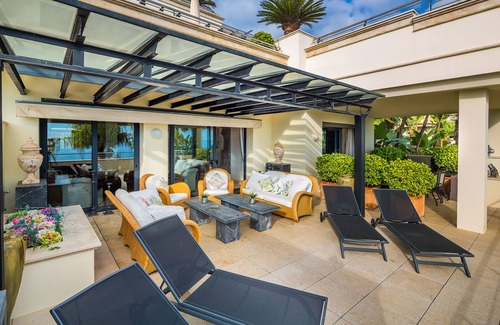 Golden Mile Apartment | Stunning beachfront duplex - Oasis de Banùs