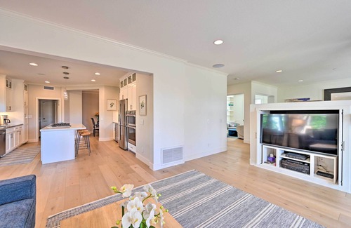 La Costa House | Stunning Carlsbad Home w/Patio & Private Hot Tub!