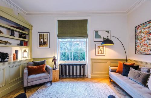 York Apartment | Stunning Central York Apartments - Sleep 18