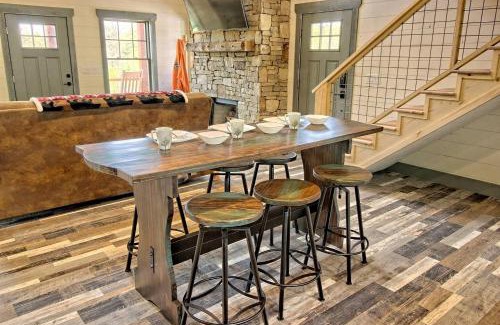Wiley House | Stunning Cottage Rental Ideal for a Family to Go Glamping in Georgia