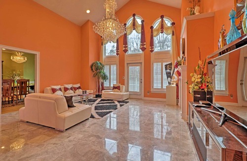 Duluth House | Stunning Duluth Family House w/Fireplace & Patio!