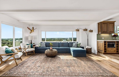 Fallbrook House | Stunning Fallbrook Retreat with Private Pool/Spa/Games Room/Fire Pit and More!