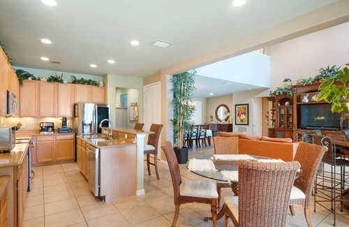 Rural Estates House | Stunning Fully Furnished LAKEVIEW POOL-SPA HOME @3200 SQ. FT. 5 BEDROOM 3.5 BATH
