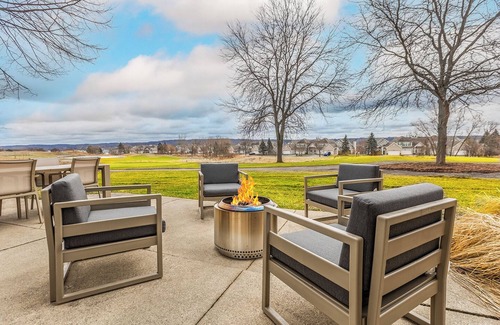 Lake Geneva House | Stunning Fully Remodeled Lake Geneva Home located within Geneva National