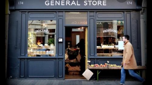 Southwark Apartment | STUNNING GARDEN APARTMENT Central Exclusive Self Catering With Free Off Road Parking By Flat & Wiffi Beautifully Secluded 3 mins From All Amenities Home Not Hotel