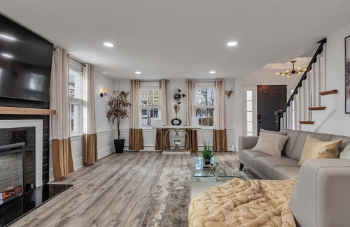 Methuen House | Stunning Getaway unit