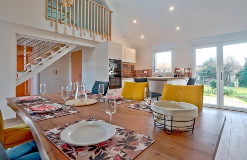 La Hague House | Stunning home in Flottemanville-hague