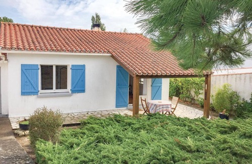 La Tranche-sur-Mer House | Stunning home in La Tranche-sur-Mer