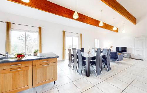 Bussiere-Badil House | Stunning Home In Bussière-Badil