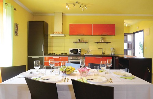 Pican House | Stunning home in Barisici with WiFi