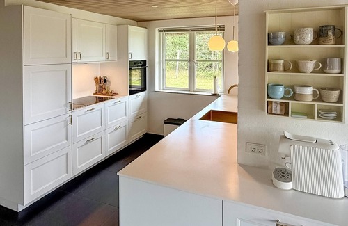 Blavand Strand House | Stunning home in Blåvand with WiFi