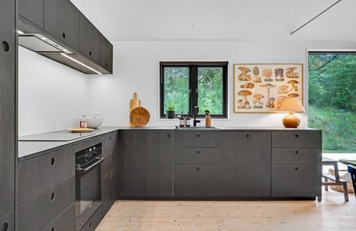 Faarevejle House | Stunning home in Fårevejle with kitchen