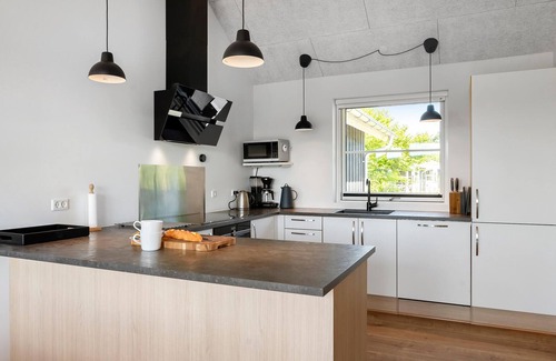 Oster Hurup House | Stunning home in Hadsund with sauna