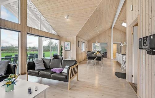 Idestrup House | Stunning Home In Idestrup With Kitchen
