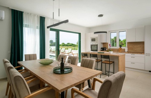 Krnica House | Stunning home in Krnica