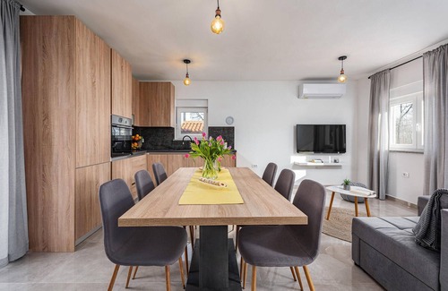 Sveta Nedelja House | Stunning home in Labin with WiFi