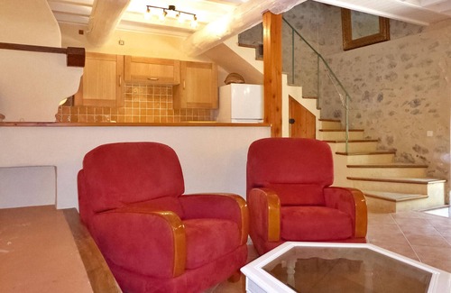 Lussan House | Stunning home in Lussan with WiFi