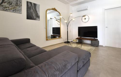 Mascali House | Stunning Home In Mascali