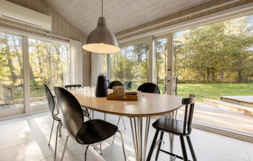 Spidsegard House | Stunning Home In Nexø With Sauna