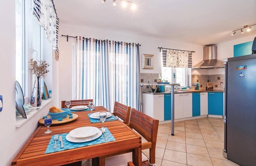 Novigrad House | Stunning home in Novigrad with WiFi
