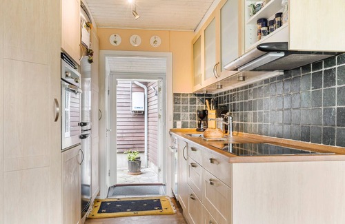 Saksild Strand House | Stunning home in Odder with sauna