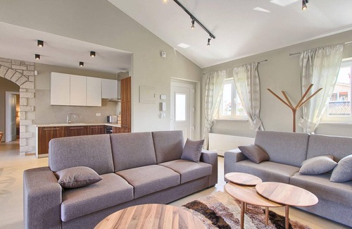 Kastelir-Labinci House | Stunning home in Porec