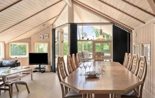 Frolunde House | Stunning Home In Slagelse With Wifi