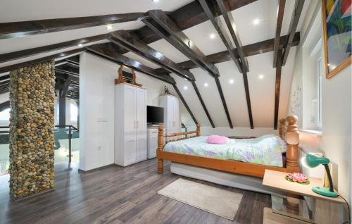 Strigova House | Stunning Home In Strigova With Wifi
