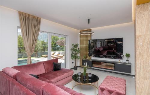 Zagvozd House | Stunning Home In Zagvozd With Sauna