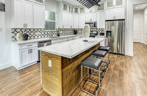Northside House | "Stunning Home New Listing in the shadows of Downtown Houston A must SEE"