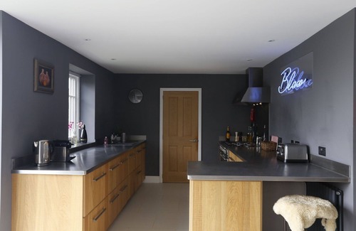 Broad Oak House | Stunning Home, owned by interior photographer sleeps 8