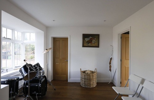 Broad Oak House | Stunning Home, owned by interior photographer sleeps 8