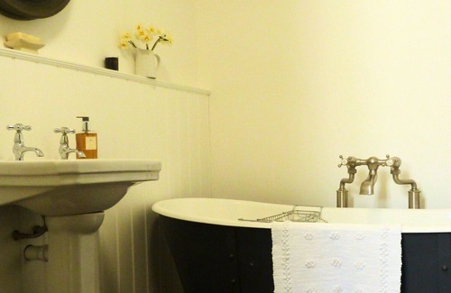 St Just House | Stunning House near St Just, West Cornwall, Sea Views, Garden & Pet Friendly